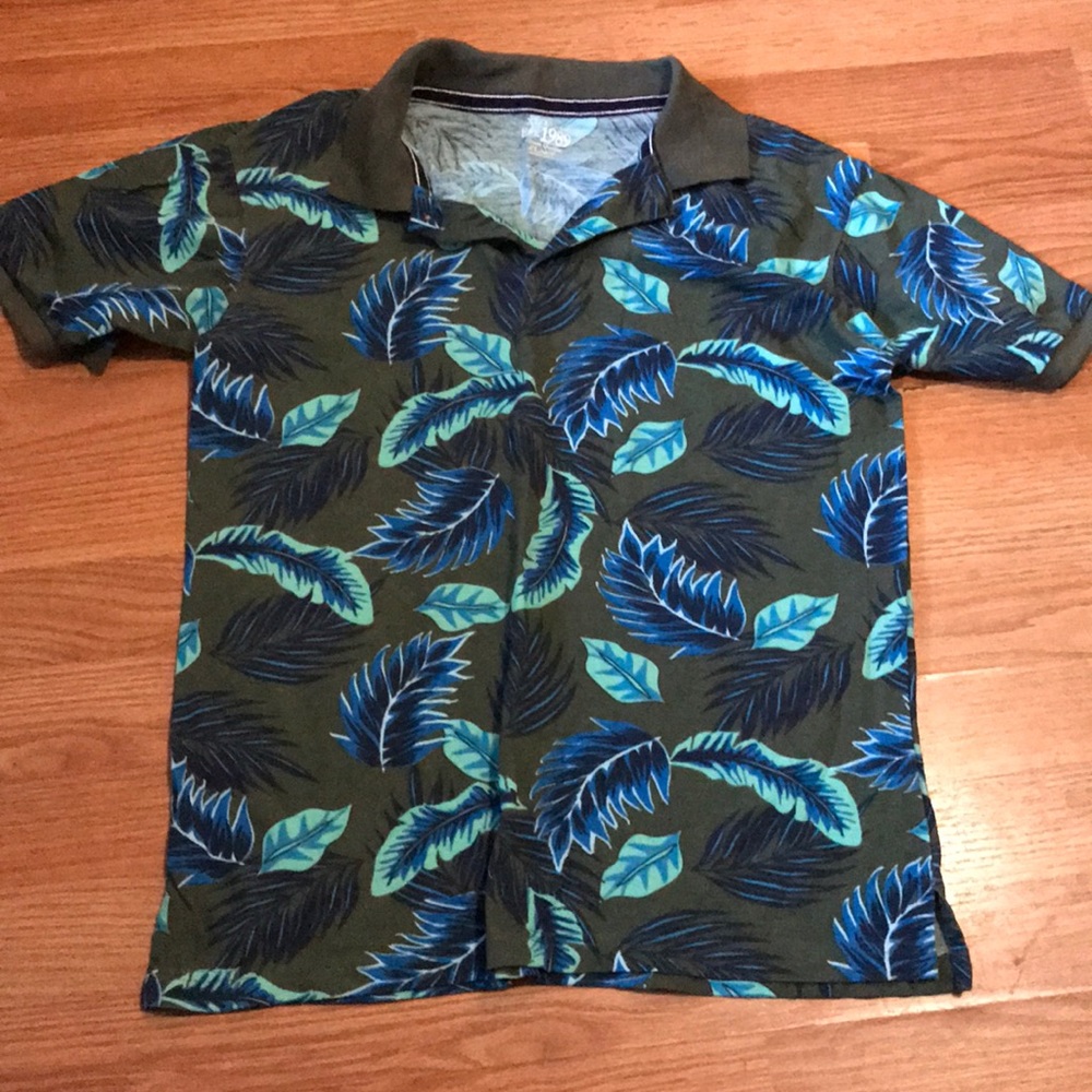 Collar tee